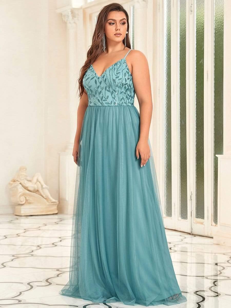 Plus Size Soft Spaghetti Straps V-Neck Embroidery Evening Dress