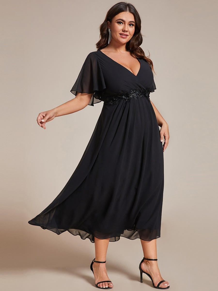 pretty DAHLIA|Plus Size Elegant Short Sleeves V-Neck Floral Applique Wedding Guest Dress