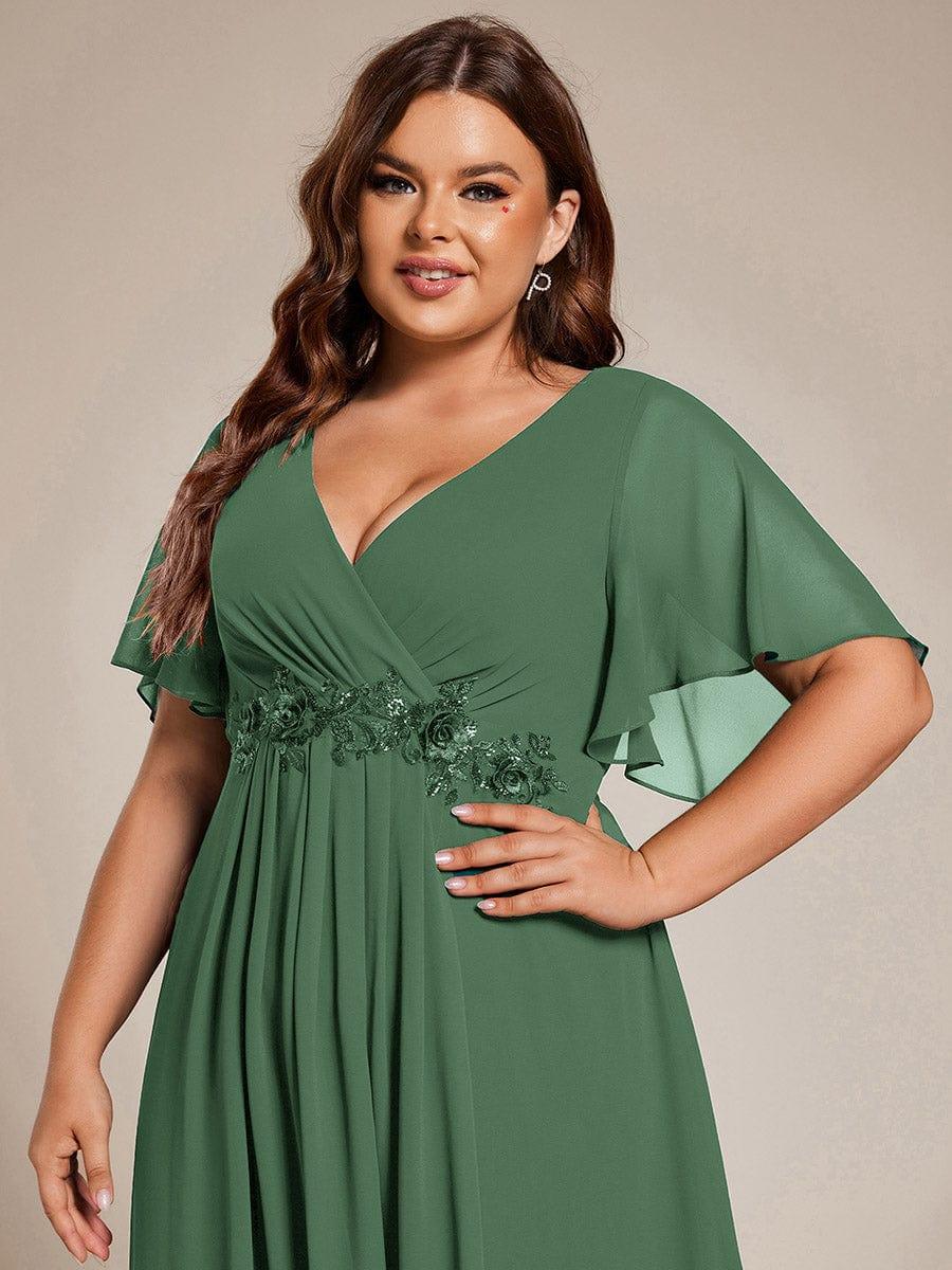 pretty DAHLIA|Plus Size Elegant Short Sleeves V-Neck Floral Applique Wedding Guest Dress