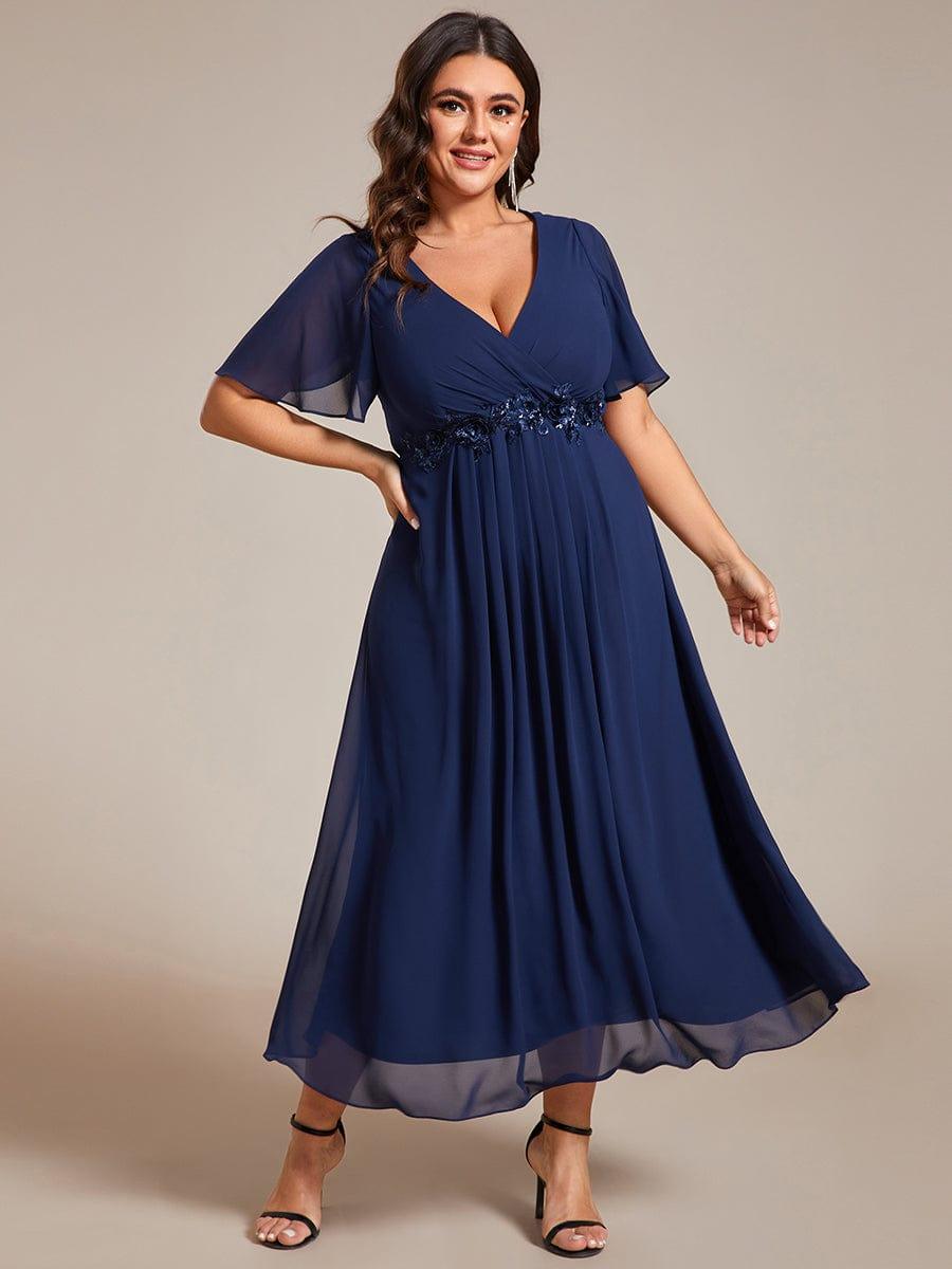 pretty DAHLIA|Plus Size Elegant Short Sleeves V-Neck Floral Applique Wedding Guest Dress