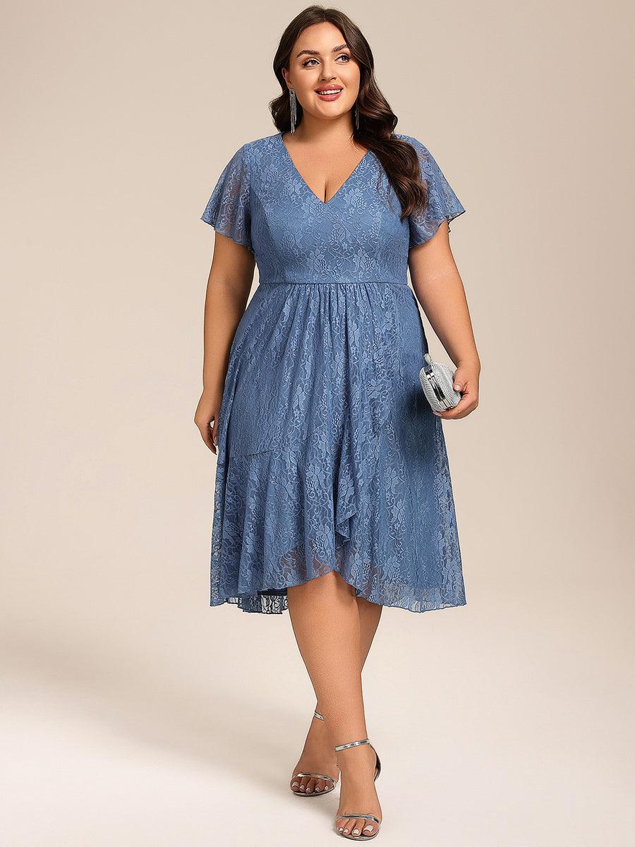 pretty PALOMA|Plus Size Short Sleeves V-Neck A-Line Lace Midi Wedding Guest Dress